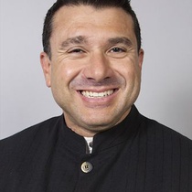 Headshot of Manny de Freitas